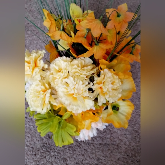 Flower bouquet - Picture 2 of 2